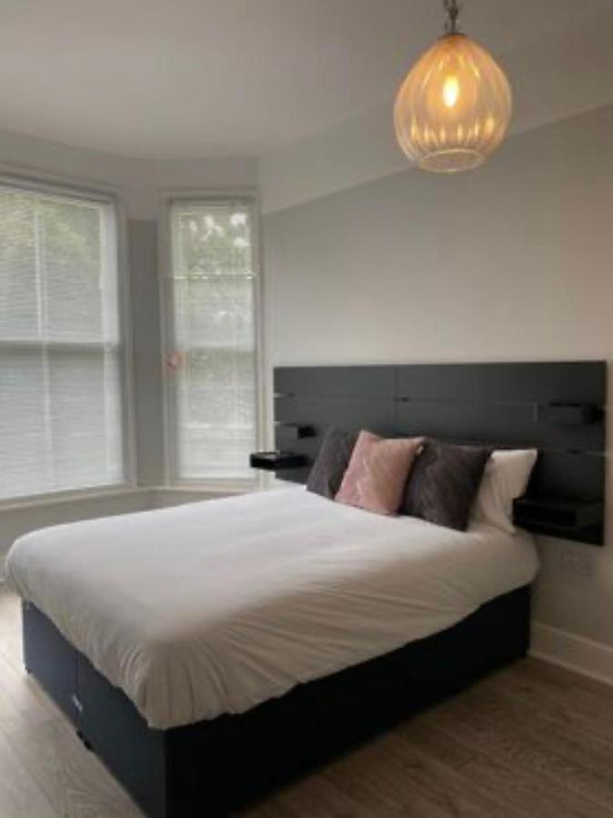 The Hamlet Guest Rooms Folkestone Exterior photo